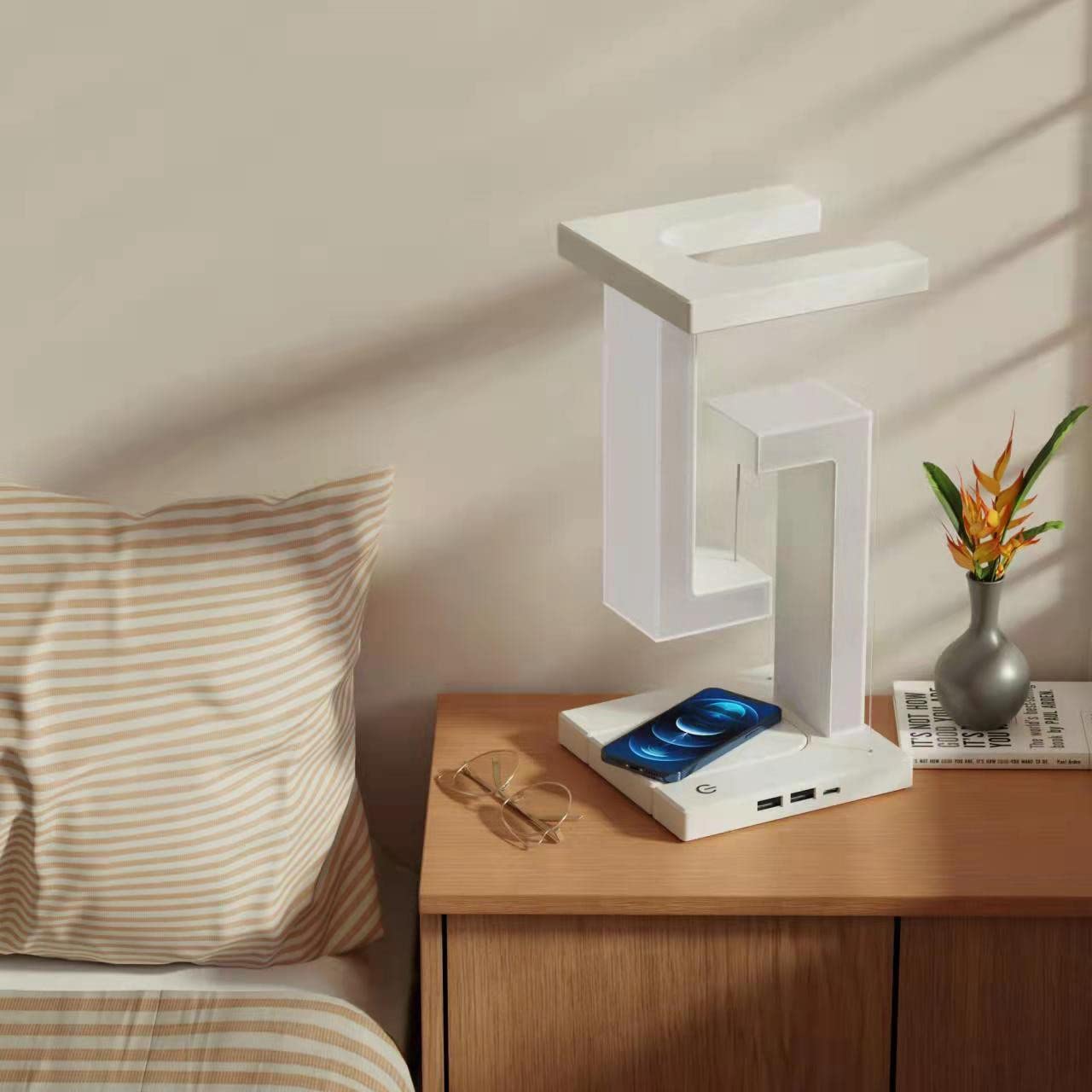 Creative Smartphone Wireless Charging Suspension Table Lamp Balance Lamp Floating For Home Bedroom - INICOKHOME