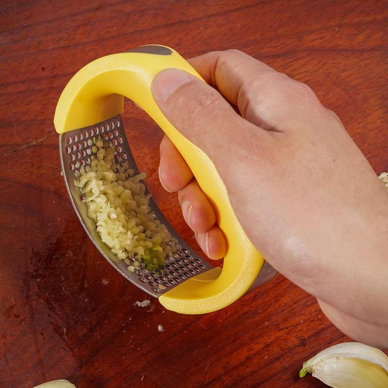 Stainless Steel Garlic Masher Garlic Press Household Manual Curve Fruit Vegetable Tools Kitchen Gadgets - INICOKHOME